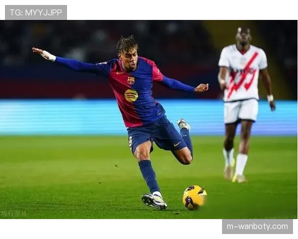 巴萨官方回应：亚马尔遭球迷嘘声，莱万缺阵影响明显